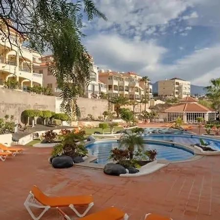 A Bright With A Pool Apartment