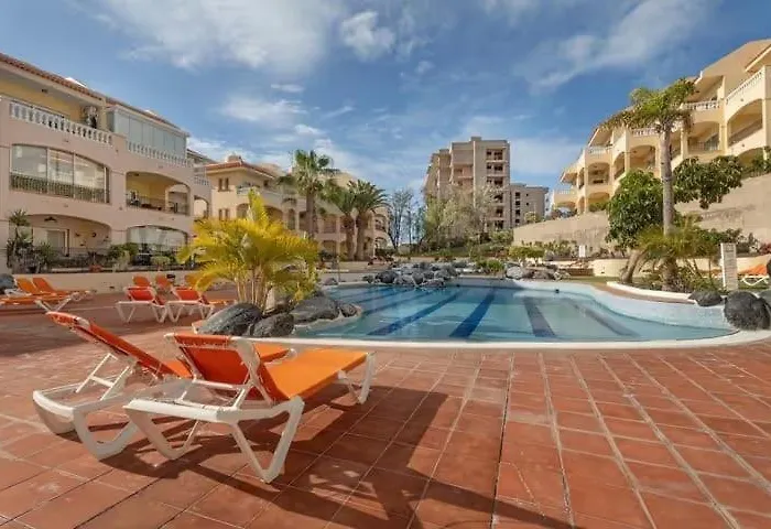 A Bright With A Pool Apartamento San Miguel de Abona